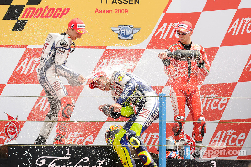 2009: 1. Valentino Rossi, 2. Jorge Lorenzo, 3. Casey Stoner