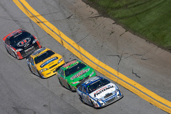 Carl Edwards, Kyle Busch, Dale Earnhardt Jr. y Kevin Harvick