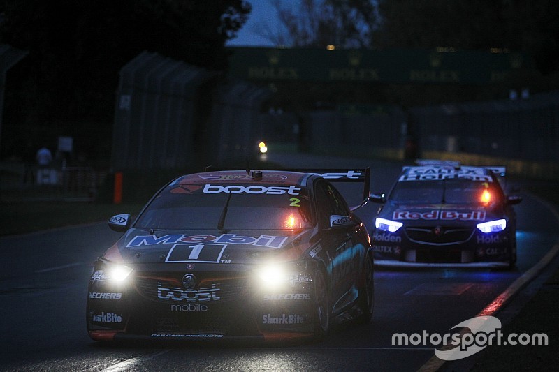 Supercars teams prepare for night racing return