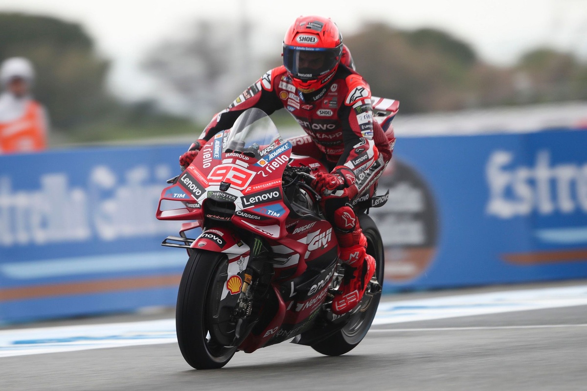 MotoGP: Marc Márquez faz a pole do GP da Espanha em quali com pista molhada; Moreira cai e larga em último