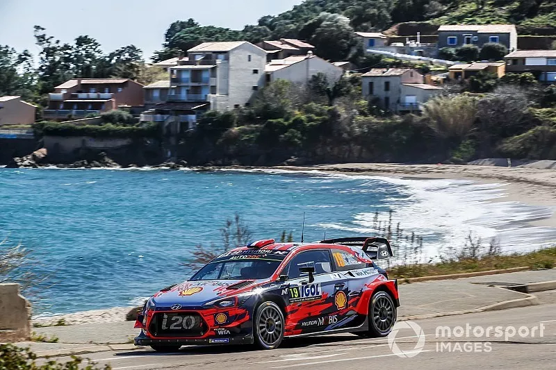 S&eacute;bastien Loeb, Daniel Elena, Hyundai Motorsport Hyundai i20 Coupe WRC