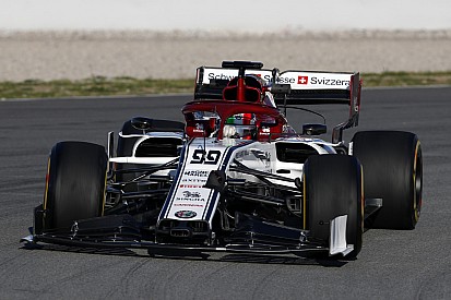 İkinci Barcelona testi 1. gün: Sabahın lideri Giovinazzi