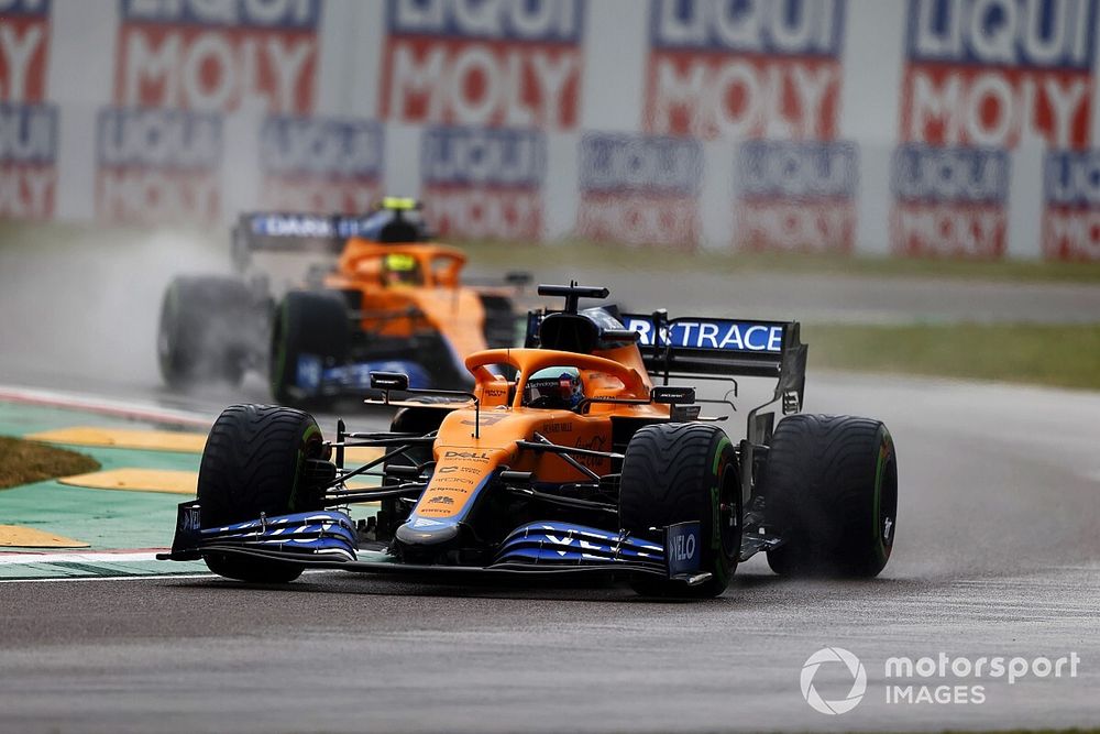 Daniel Ricciardo, McLaren MCL35M, Lando Norris, McLaren MCL35M