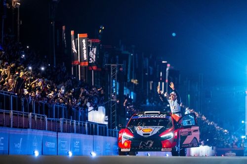 WRC Arabia Saudí: Tanak, primer líder antes del verdadero combate por el título
