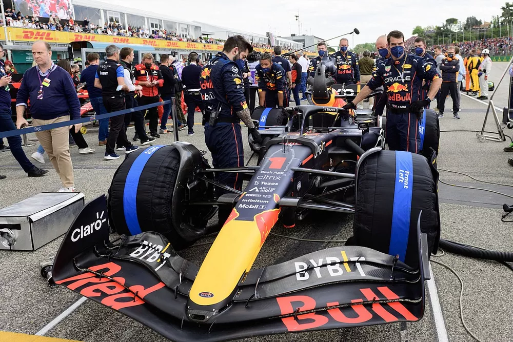 Red Bull Racing RB18