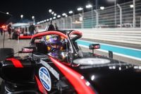 VIDEO: Carrasquedo, mexicano protegido de Checo Pérez, logra podio en Abu Dhabi