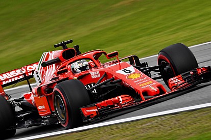 Brazilian GP: Vettel pips Hamilton in final practice