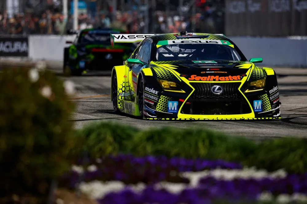 #12 Vasser Sullivan Lexus RC F GT3: Frankie Montecalvo, Aaron Telitz