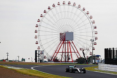Videón, ahogy Hamilton majdnem beleszáguld Gaslyba a Japán Nagydíjon