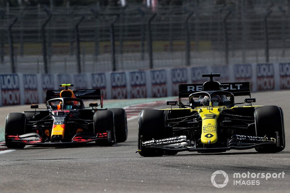Daniel Ricciardo, Renault F1 Team R.S.20, Alex Albon, Red Bull Racing RB16