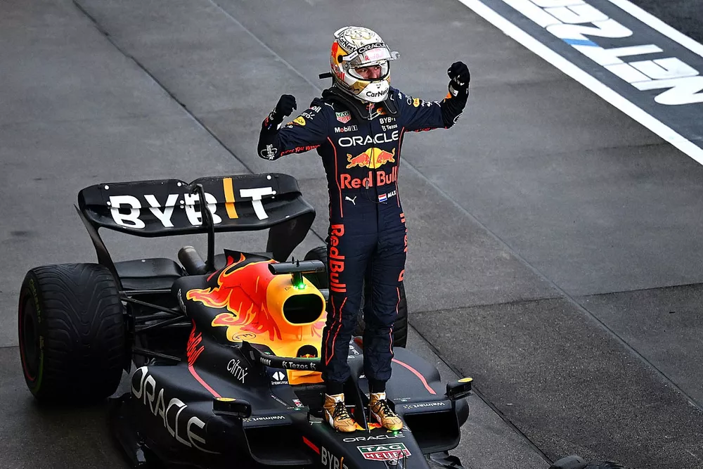 Ganador y campe&oacute;n mundial Max Verstappen, Red Bull Racing