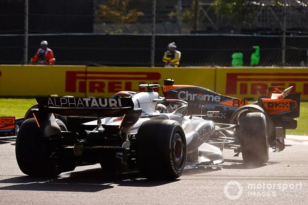 Oscar Piastri, McLaren MCL60, Yuki Tsunoda, AlphaTauri AT04, collide as they battle for position