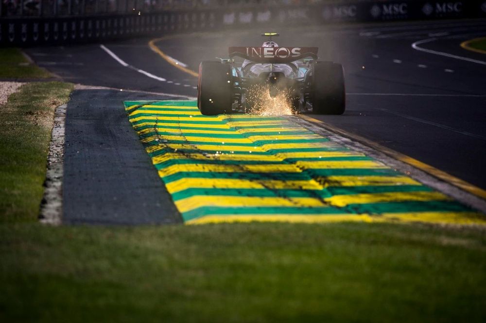 Lewis Hamilton, Mercedes F1 W15 