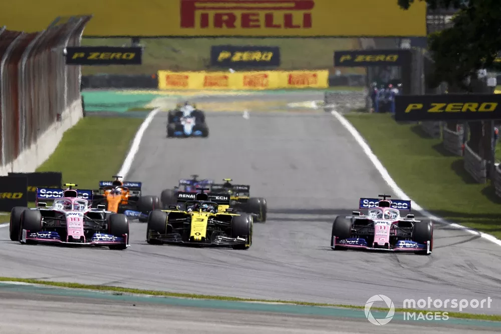 Lance Stroll, Racing Point RP19, face &agrave; Daniel Ricciardo, Renault F1 Team R.S.19, et Sergio Perez, Racing Point RP19