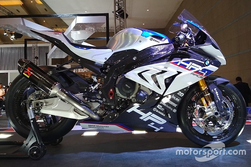 Gagahnya motor spek balap BMW HP4
