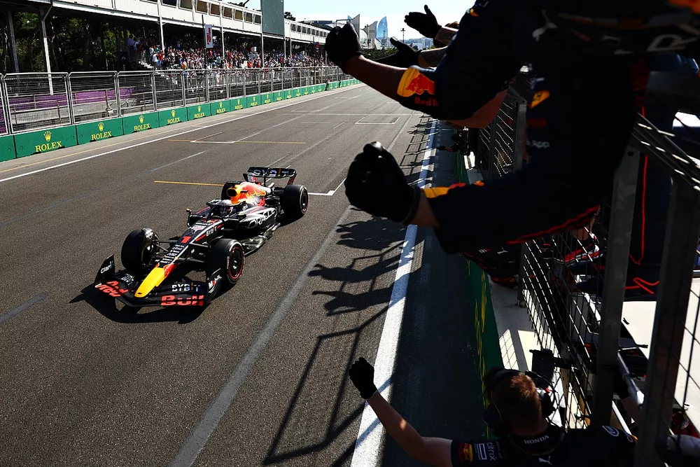 Race winner Max Verstappen, Red Bull Racing RB18