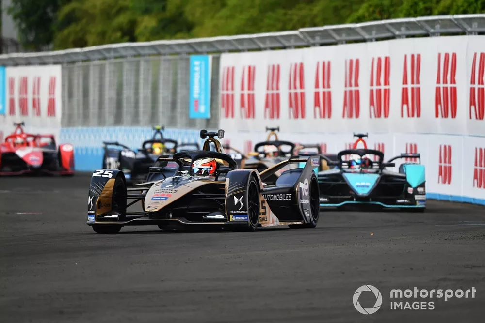 Jean-Eric Vergne, DS Techeetah, DS E-Tense FE21, Mitch Evans, Jaguar Racing, Jaguar I-TYPE 5, Antonio Felix da Costa, DS Techeetah, DS E-Tense FE21