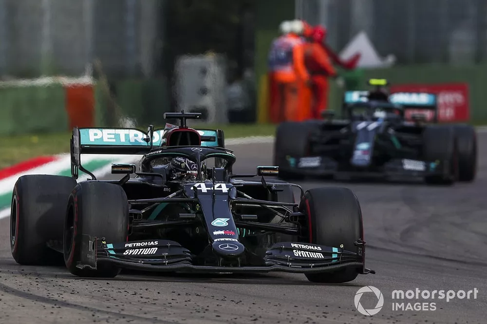 Lewis Hamilton, Mercedes F1 W11, Valtteri Bottas, Mercedes F1 W11