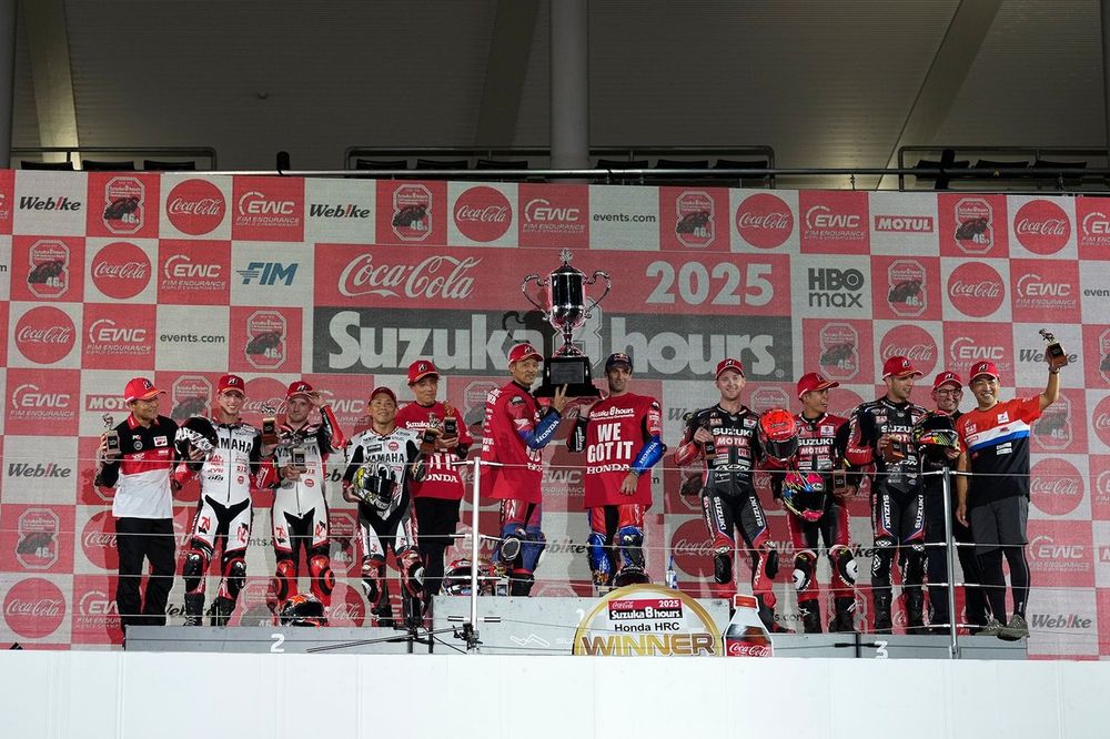 ミラー・ロカテッリ　サイン入 ヤマハ 鈴鹿８時間 キャップ 2025　8耐 ミラー・ロカテッリ サイン入 ヤマハ 鈴鹿8時間 キャップ 2025