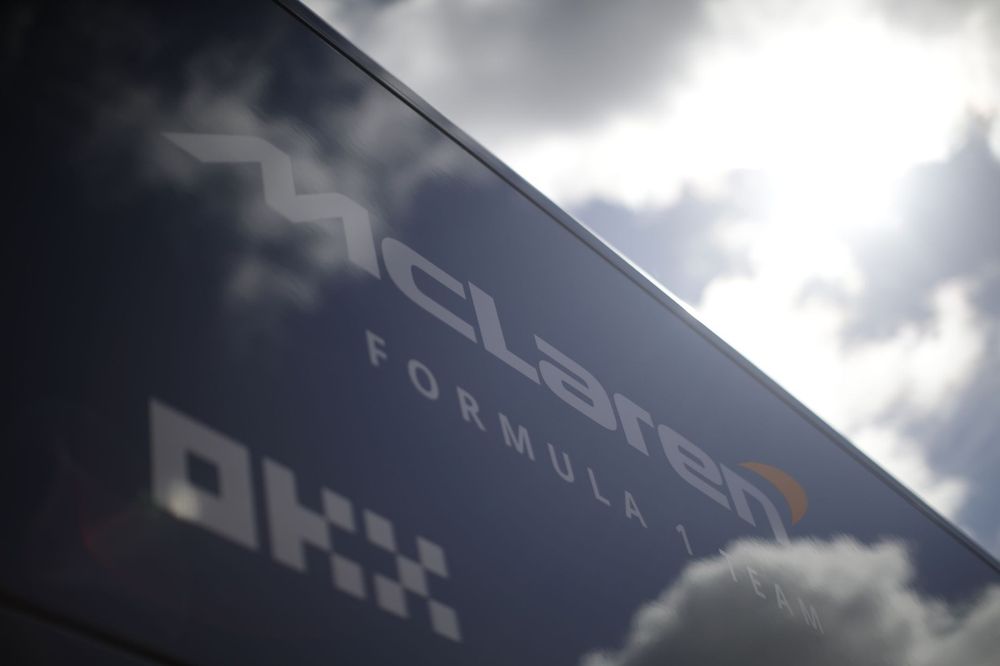 El logo de McLaren