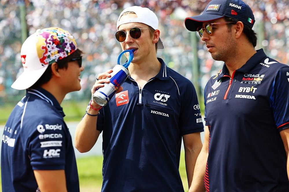 Liam Lawson, AlphaTauri, Yuki Tsunoda, AlphaTauri, Sergio Pérez, Red Bull Racing