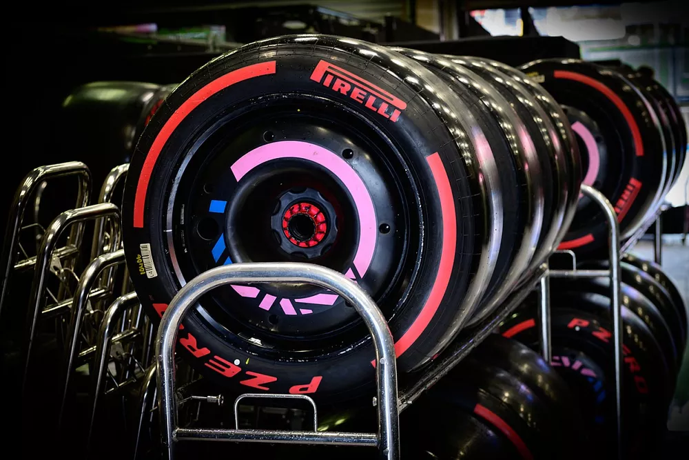 Pirelli banden