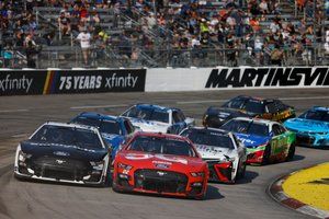 NASCAR Martinsville: horarios, c&oacute;mo verlo por TV y pilotos que corren