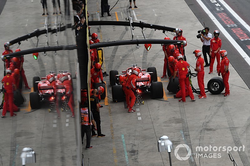 メルセデス「ギャンブルを成功させたフェラーリが優勝の大本命」と認める