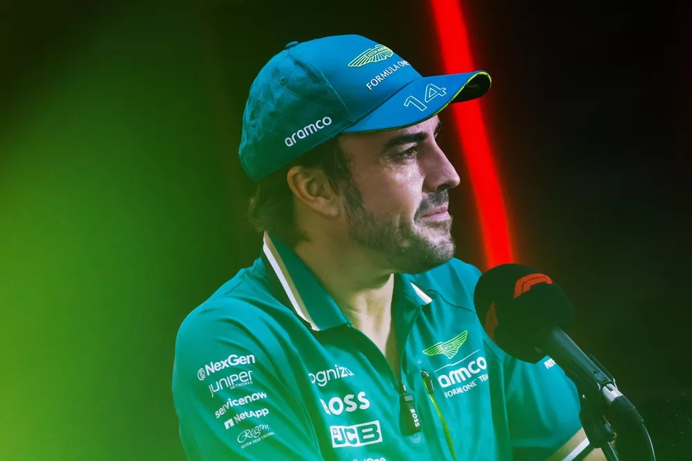 Fernando Alonso, Aston Martin F1 Team