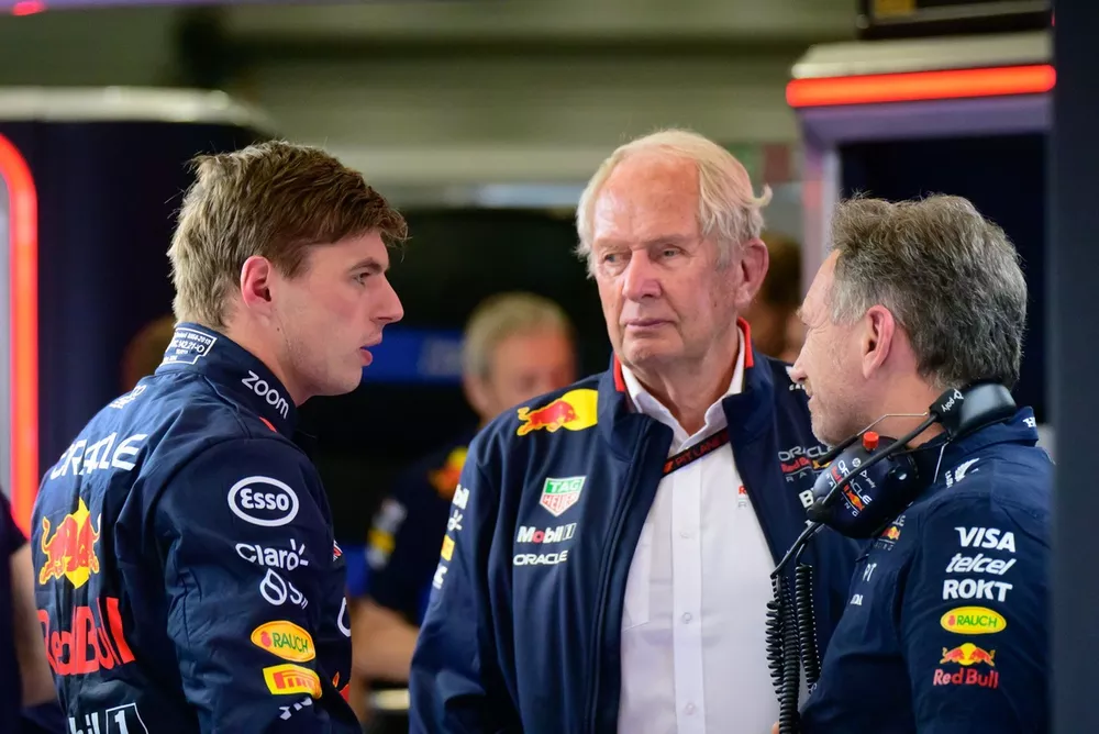 Max Verstappen, Red Bull Racing, Dr. Helmut Marko, Consulente, Red Bull Racing, Christian Horner, Team Principal, Red Bull Racing