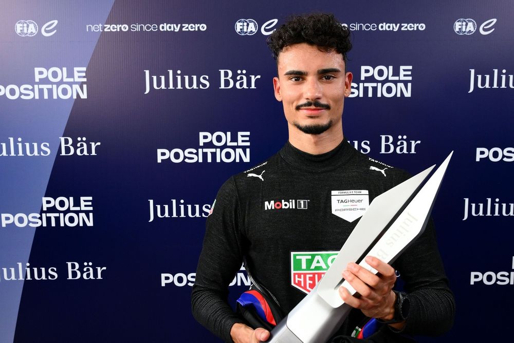 Pole sitter Pascal Wehrlein, Porsche Formula E Team with the Julius Baer Pole Position Award