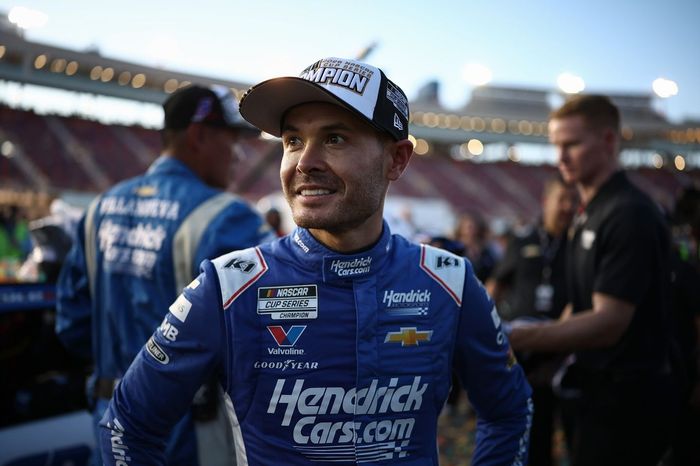 Kyle Larson, campe&oacute;n de la NASCAR, dispuesto a volver a la Rolex 24