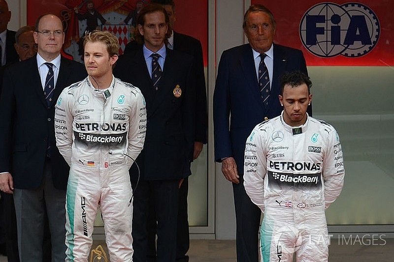 Podium: race winner Nico Rosberg, Mercedes AMG F1, second place Sebastian Vettel, Ferrari, third place Lewis Hamilton, Mercedes AMG F1