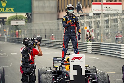 Ricciardo : "J'ai fermé les yeux et commencé à pleurer…"