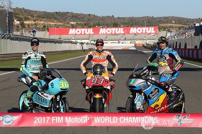 Los campeones de las tres categor&iacute;as: Moto3 campe&oacute;n Joan Mir, Leopard Racing MotoGP campe&oacute;n Marc M&aacute;rquez, Repsol Honda Team, Moto2 Campe&oacute;n, Franco Morbidelli, Marc VDS