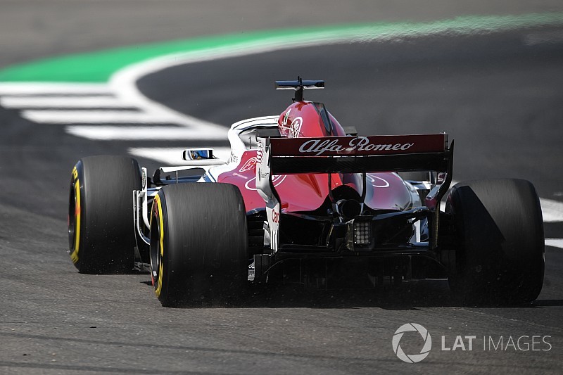 FIA takes action to stop drivers abusing track limits at Club