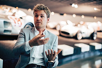 Rosberg: Hamilton bu yıl 2016'dan daha güçlü değildi