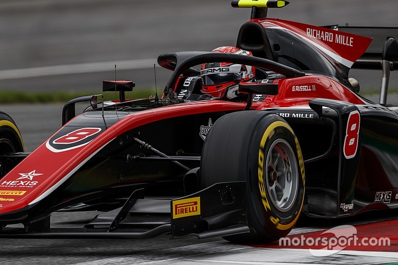 Russell gana en la carrera principal en Austria