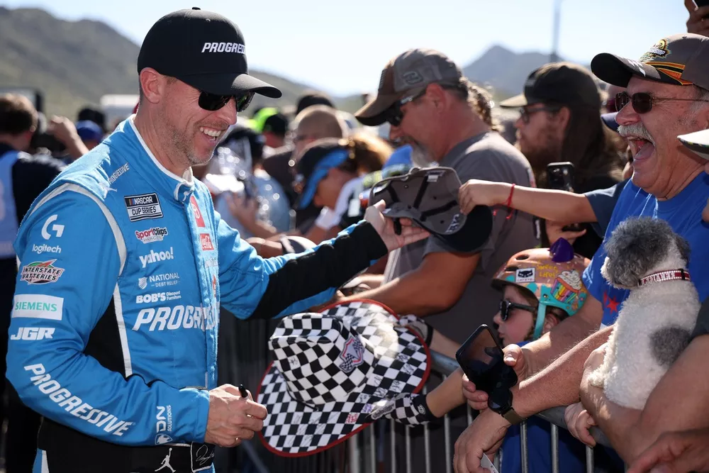 Denny Hamlin with fans, Joe Gibbs Racing Toyota