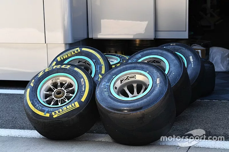 Neum&aacute;ticos Pirelli