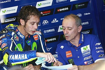 Rossi splits with rider coach Cadalora