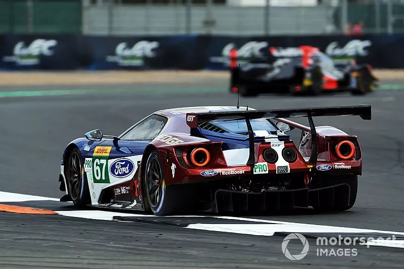 #67 Ford Chip Ganassi Racing Ford GT: Andy Priaulx, Harry Tincknell 