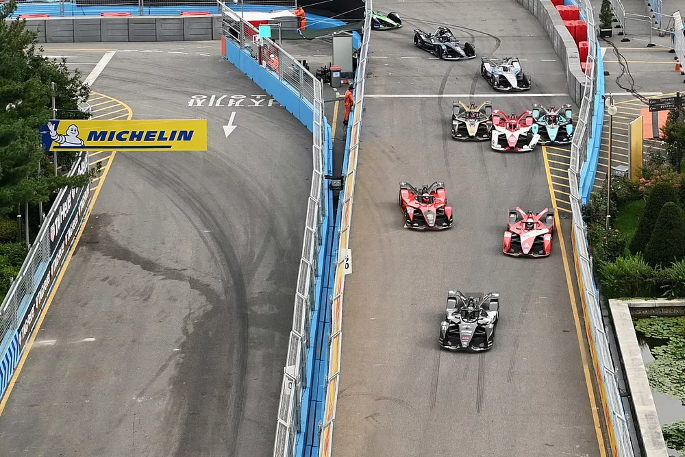 Lucas di Grassi, Venturi Racing, Silver Arrow 02, Oliver Askew, Andretti Motorsport, BMW iFE.21, Maximilian Gunther (DEU), Nissan e.dams, Nissan IM03, Sergio Sette Camara, Dragon Penske Autosport, Penske EV-5, Mitch Evans, Jaguar Racing, Jaguar I-TYPE 5, Jean-Eric Vergne, DS Techeetah, DS E-Tense FE21
