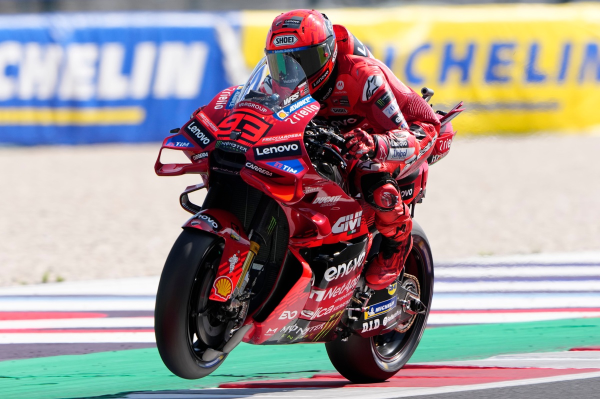 Course - Marc Márquez trop solide pour Marco Bezzecchi