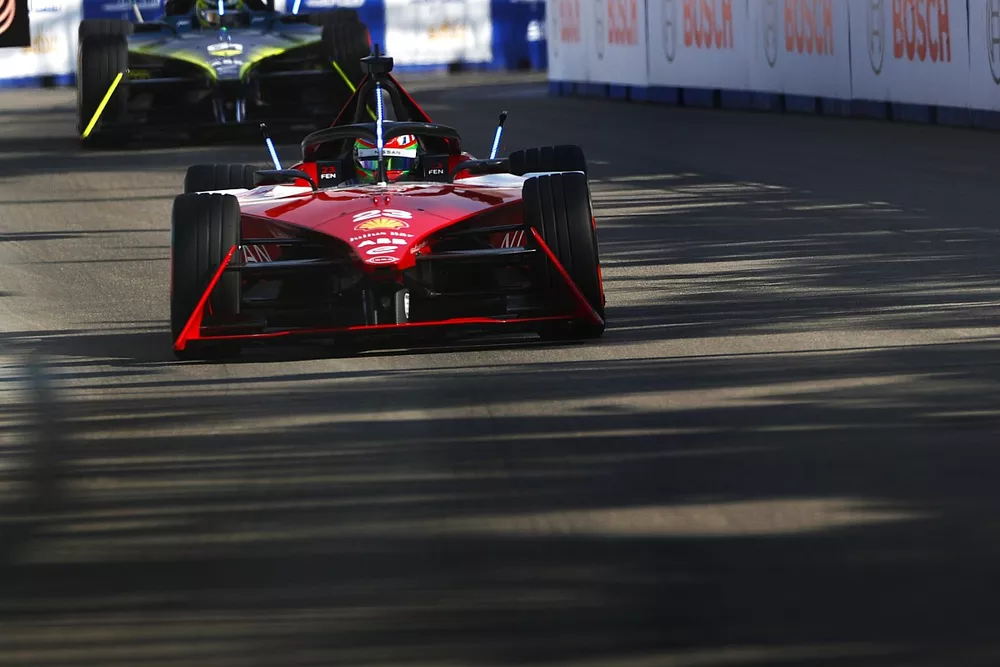 Sacha Fenestraz, Nissan Formula E Team, Nissan e-4ORCE 04, Nico Muller, ABT CUPRA Formula E Team, M9Electro