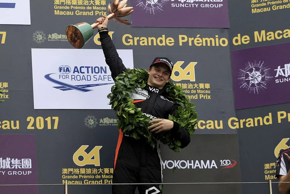 Ralf Aron, Van Amersfoort Racing