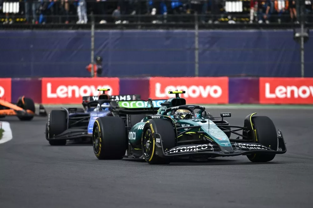 Fernando Alonso, Aston Martin AMR24, Franco Colapinto, Williams FW46
