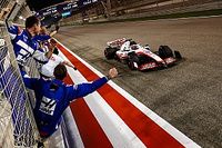 F1 - Magnussen: Quinto lugar com "carro mais forte do pelot&atilde;o do meio" &eacute; um resultado "doido"