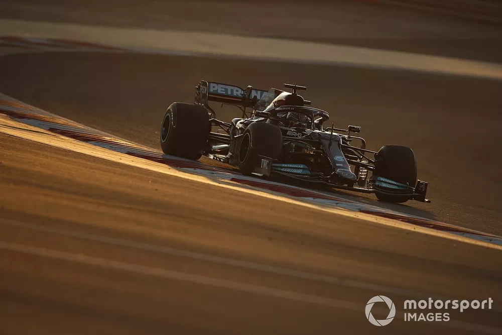 Lewis Hamilton, Mercedes W12 