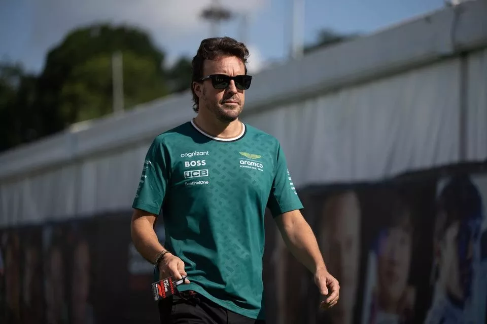 Fernando Alonso, Aston Martin F1 Team
